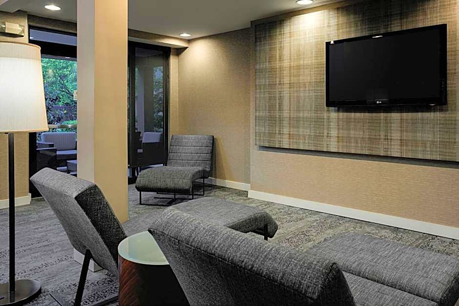 Courtyard by Marriott Springfield