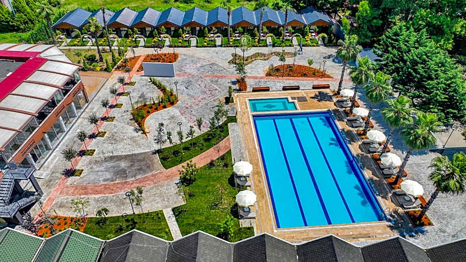 Green Palace Suite Hotel