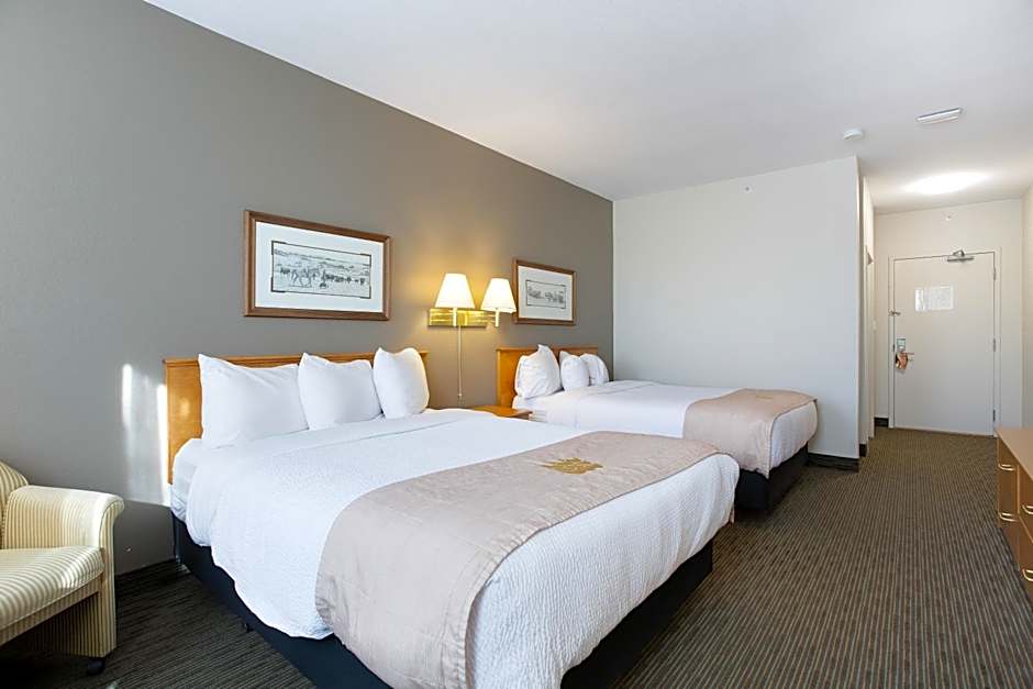 Lakeview Inns & Suites - Okotoks