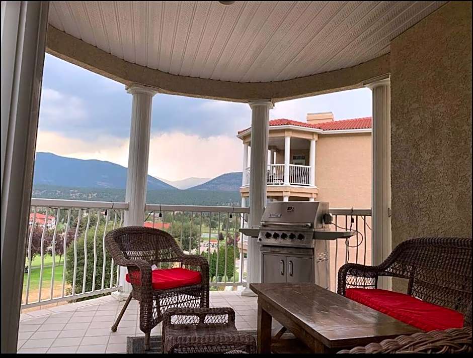 Mountain View Vacation Villa Main Floor Unit, No Stairs