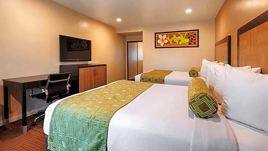 Photo 1 of 3 of 2 Queen Beds