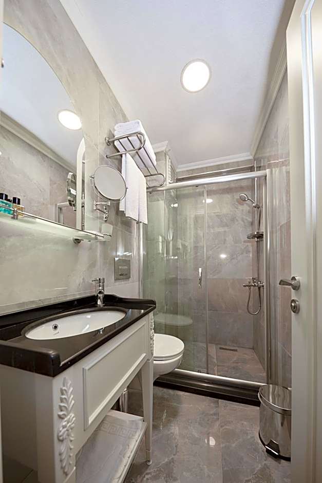 Albinas Hotel Old City