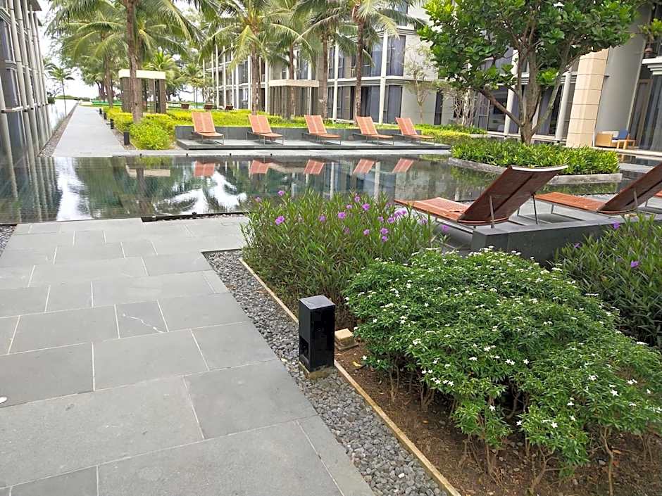 Baan Mai Khao - 2 Bedroom Luxury Condo - Direct Pool & Beach Access