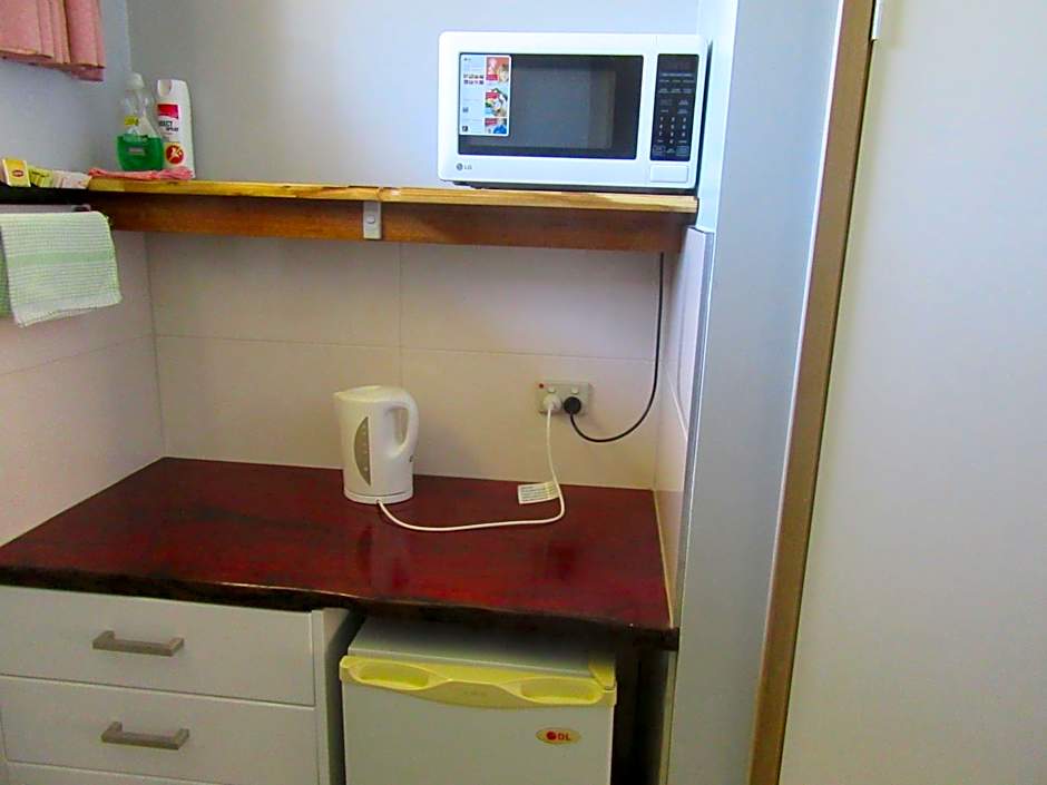 Acacia Rose Motor Inn