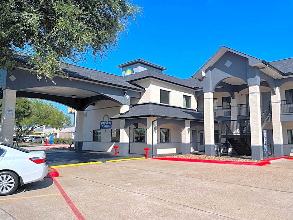 Days Inn by Wyndham Dickinson TX