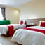 RedDoorz at Hotel Mayang Sari 1