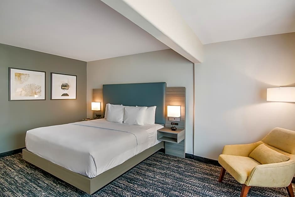 Hourglass Hotel, Trademark Collection by Wyndham