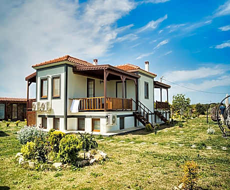 Tinos Otel & Bağ Evi 12 Yaş Üstü
