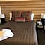 Red Cedars Motel