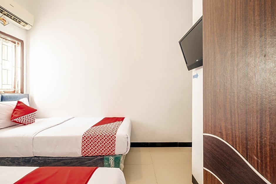 OYO 863 Tenacity Guest House Syariah