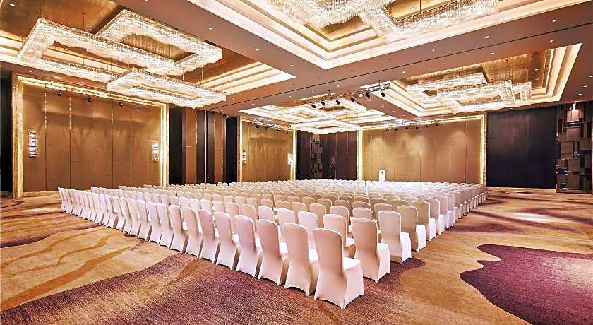 DoubleTree by Hilton Ningbo Beilun China