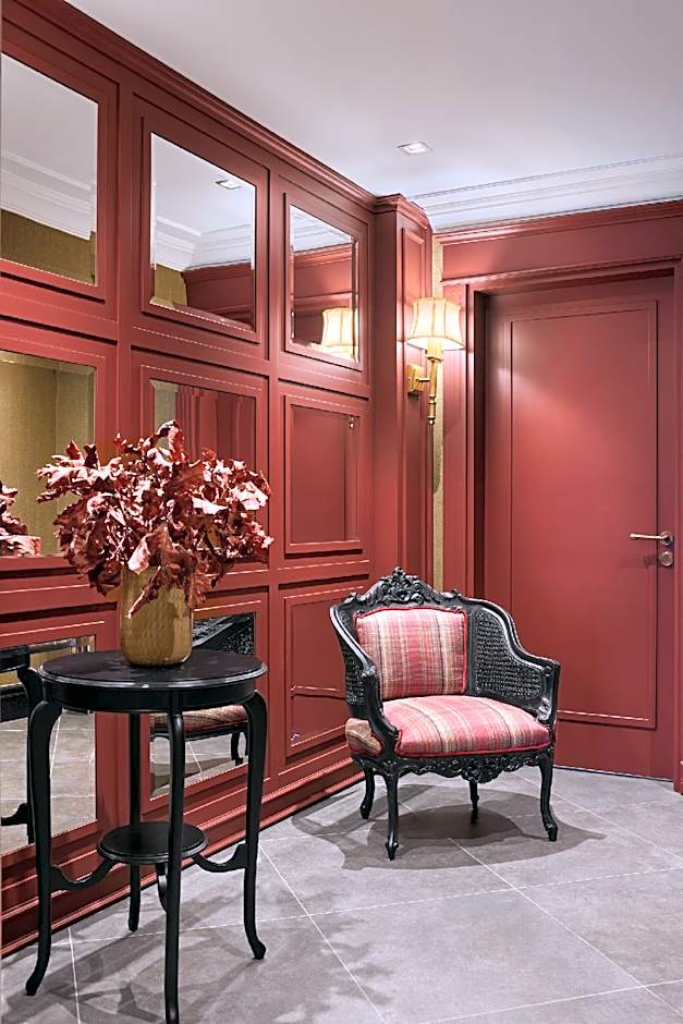 The New Hotel Zeybek