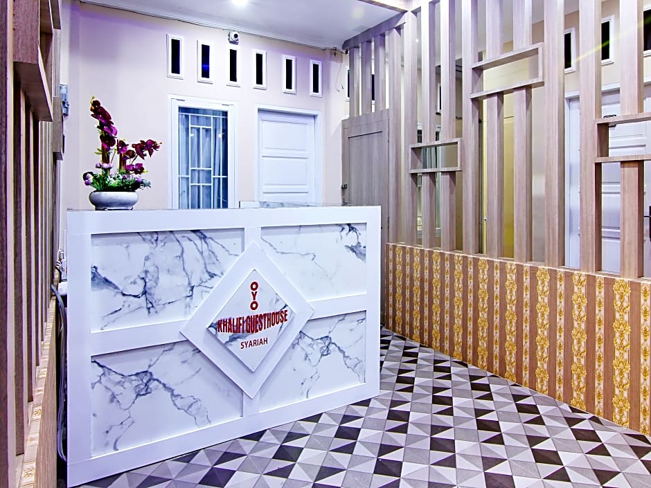 Oyo 90978 Khalifi Guesthouse Syariah 