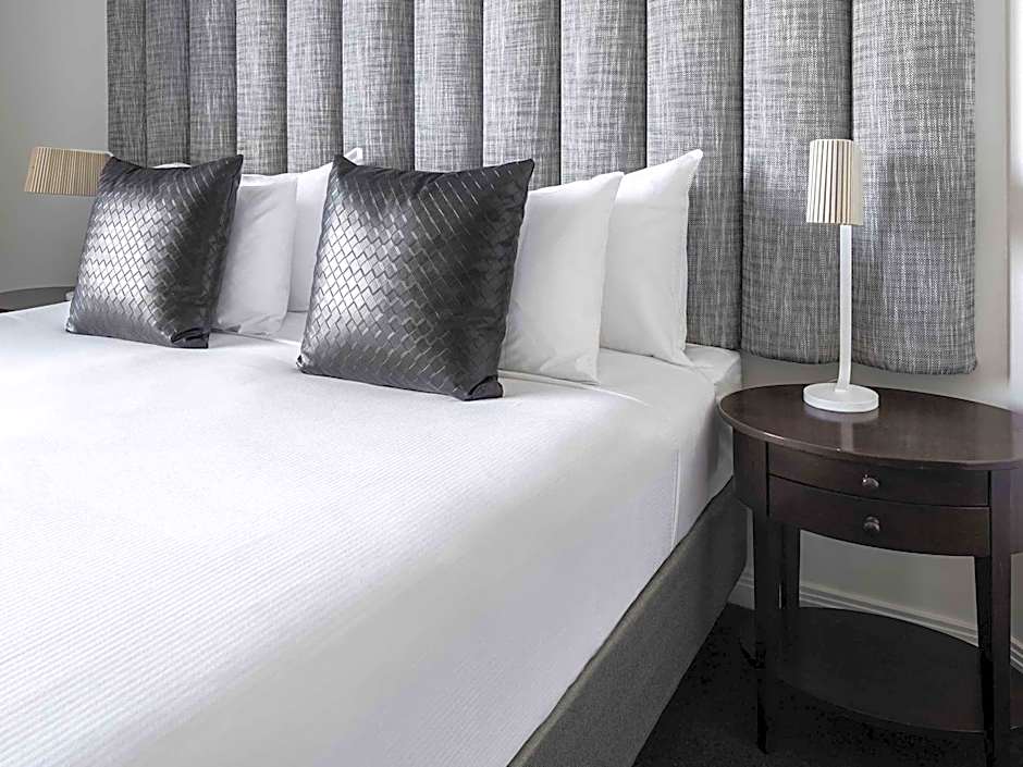 Mantra on Russell Melbourne