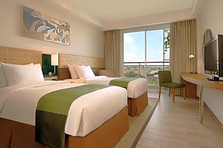 Deluxe Twin Room with Balcony