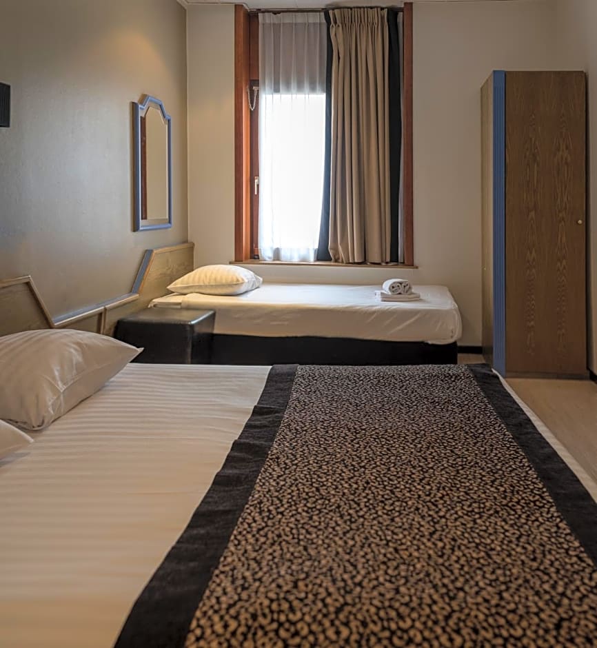 Urban Yard Hotel
