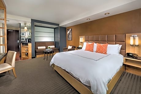 Executive King Bed