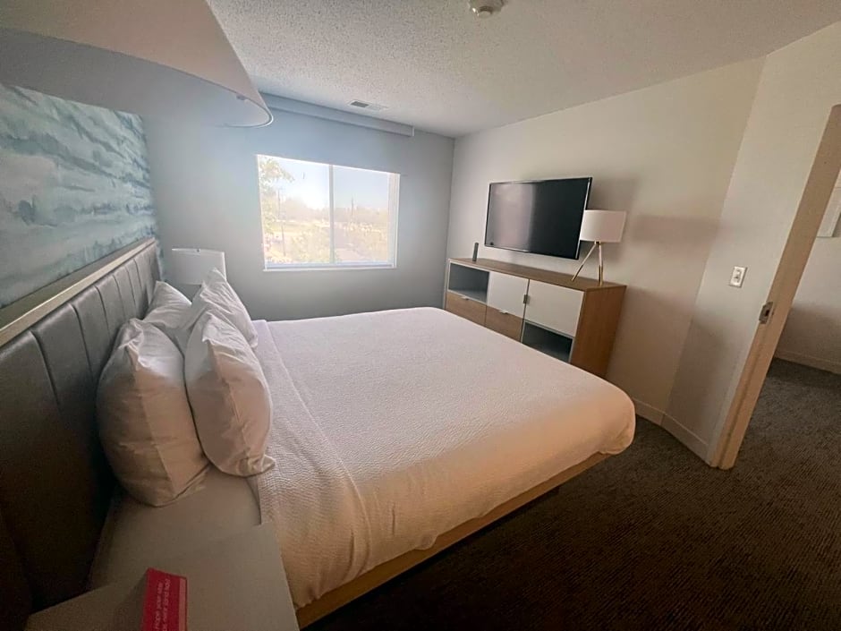 TownePlace Suites by Marriott Detroit Warren