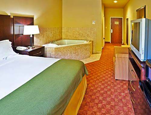 Holiday Inn Express Hotel & Suites Muskogee By IHG