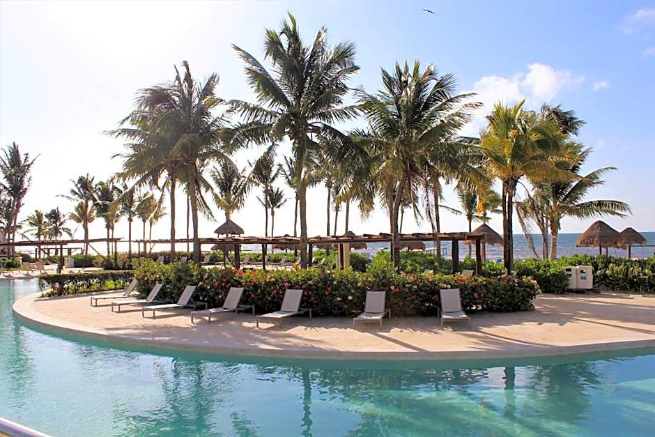 Blue Bay Grand Esmeralda - All Inclusive