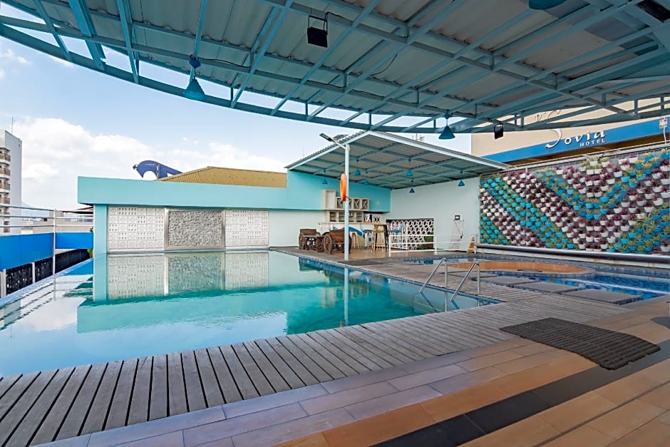 RedDoorz Premium near Bandung Station