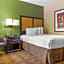 Studio 6 Suites Fresno North CA