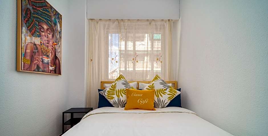 B CasaCafé Madrid Pozuelo 2 Baño Fuera de la habitacion o COMPARTIDO