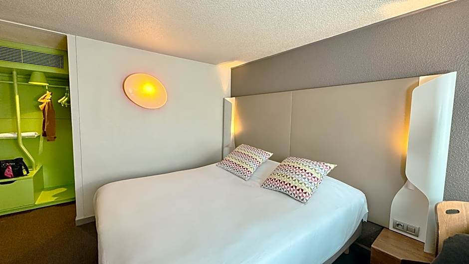 Campanile Epinay Sur Orge Hotel