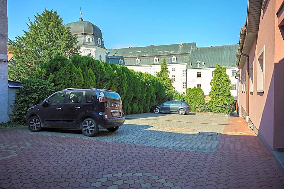 Pension & Restaurant PATRIOT Trnava