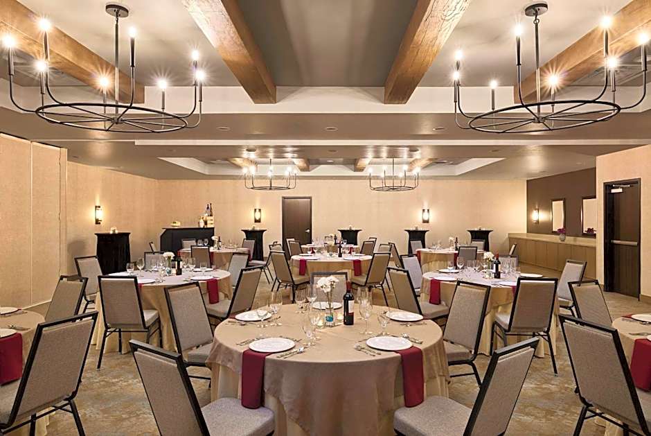 The Eddy Hotel Tucson, Tapestry Collection by Hilton