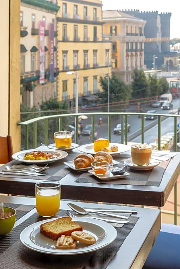 Napolit'amo Hotel Medina