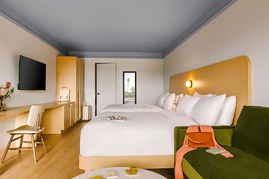 voco Kissimmee Orlando by IHG