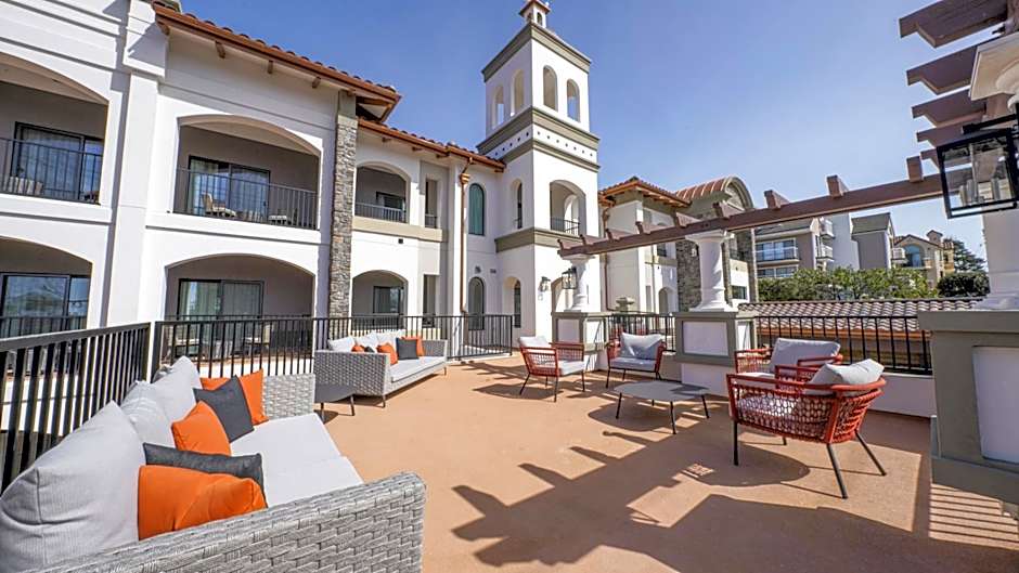 La Quinta Inn & Suites by Wyndham Santa Cruz