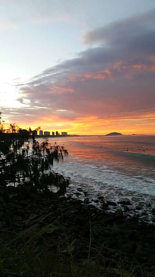 Alex Beach Cabins and Tourist Park