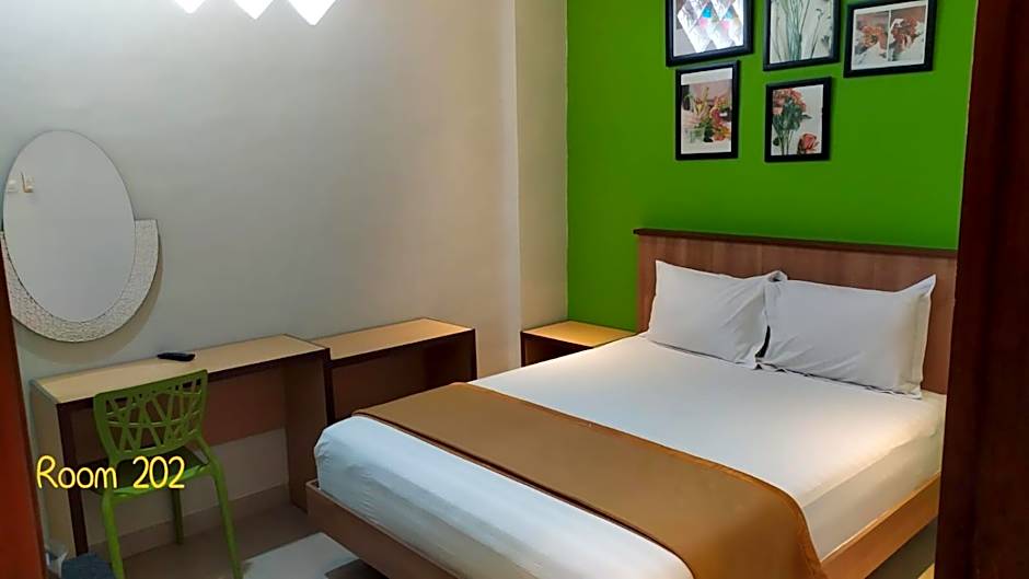 The Cabin Hotel Ngupasan