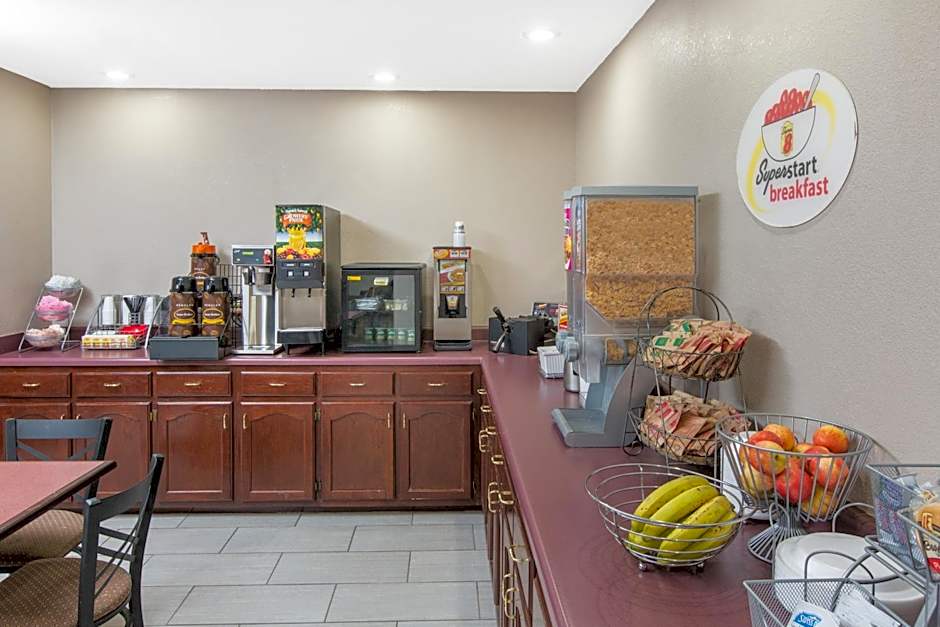 Super 8 by Wyndham Southaven