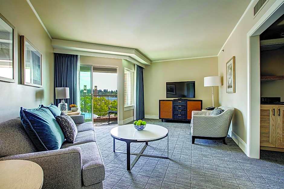 Woodmark Hotel & Still Spa