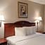 Studio City Court Yard Hotel