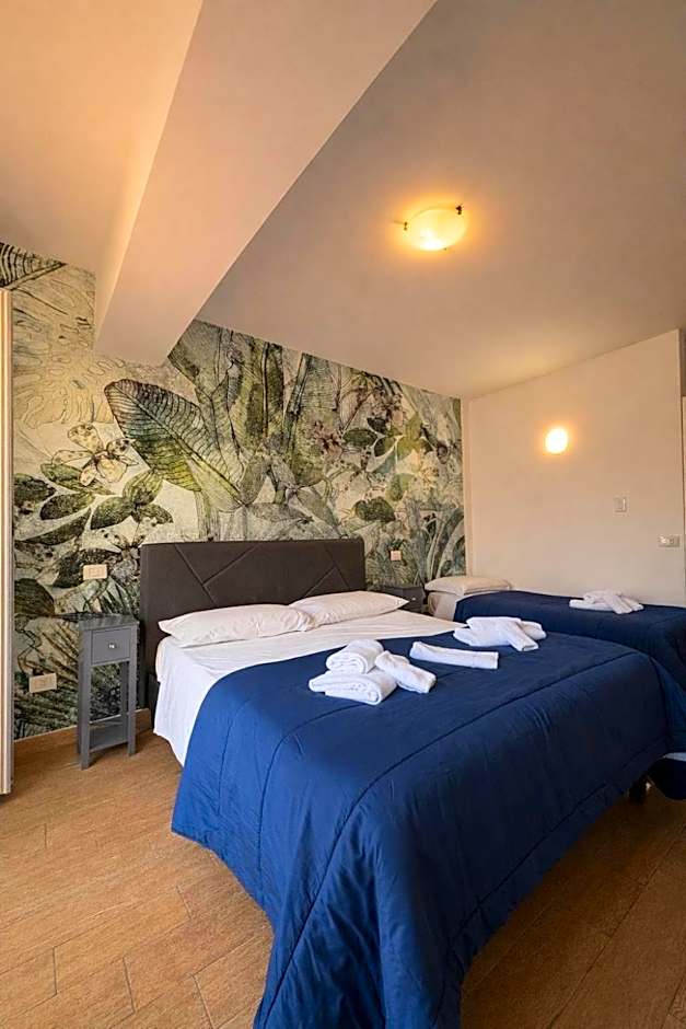Thalassa Panoramic Suites
