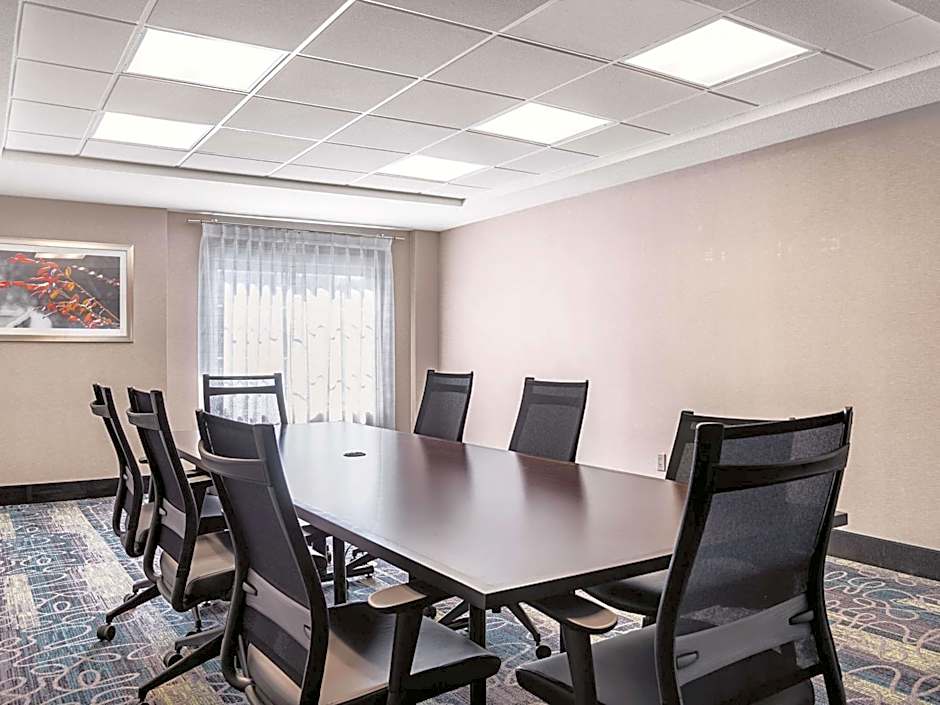 La Quinta Inn & Suites by Wyndham Phoenix Chandler