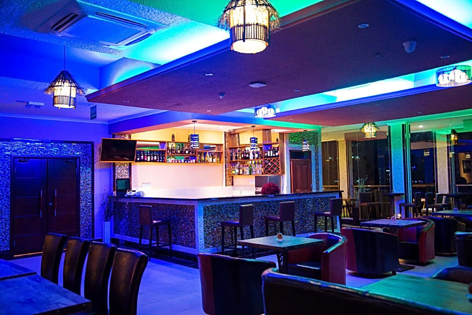 Tiffany Diamond Hotels - Makunganya Street