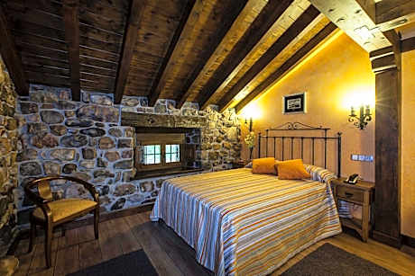 Double Room with Hydromassage Bath