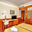 Hotel Prestige