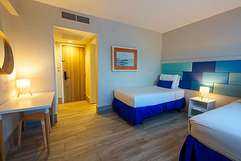 The Wave Hotel Condado By IHG