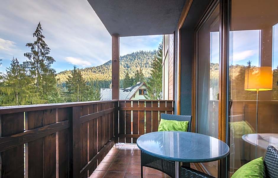 Fatrapark 2 Apartments House