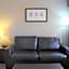 Carlyle Suites & Apartments