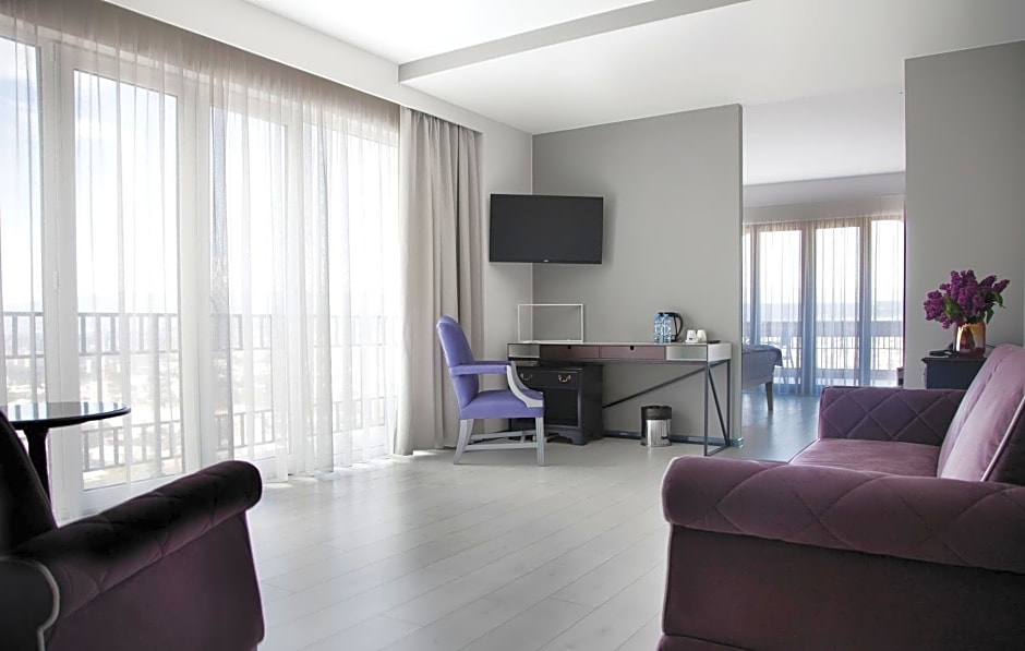 The Terrace Boutique Hotel