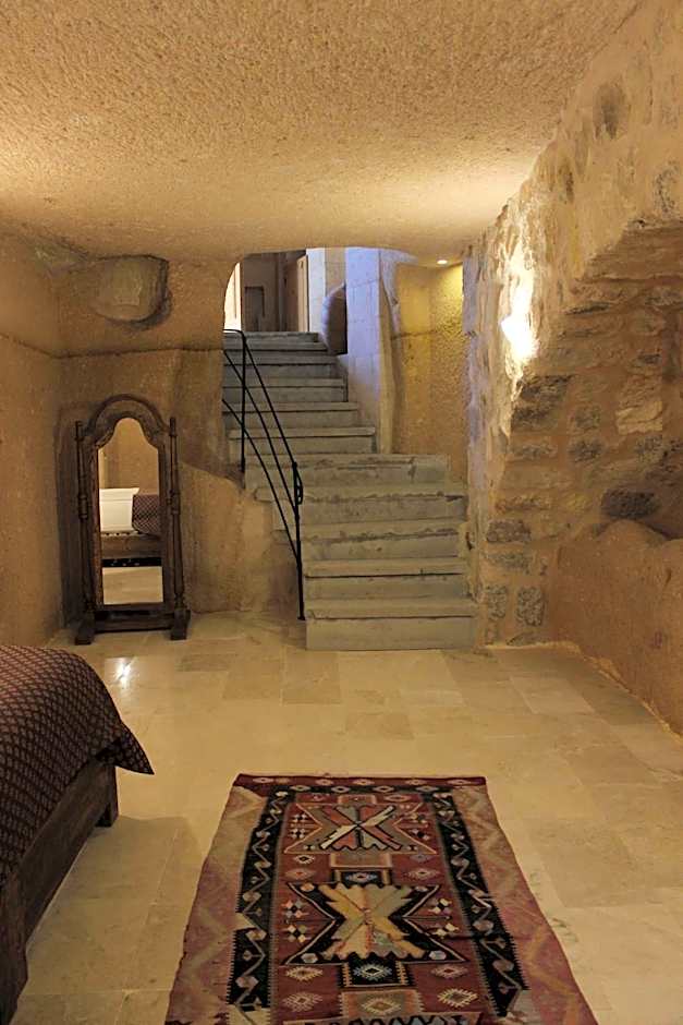 Helike Cave Suites