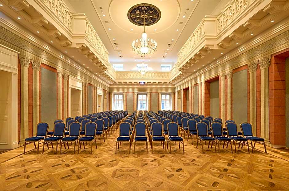 Hotel Saski Krakow Curio Collection by Hilton