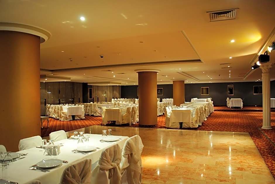 Hotel Eken Prestige